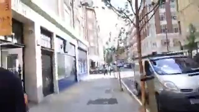 UFO Video – London, United Kingdom
