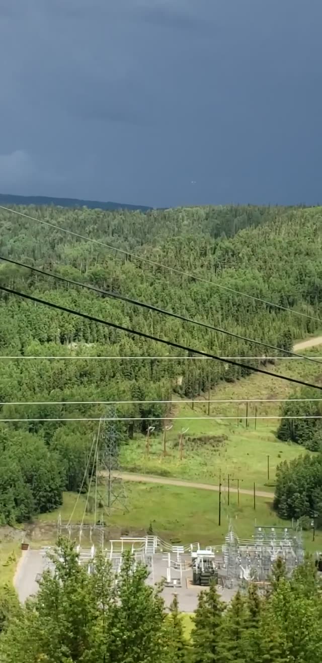 UFO Video – Lodgepole, Alberta (July 2, 2022)