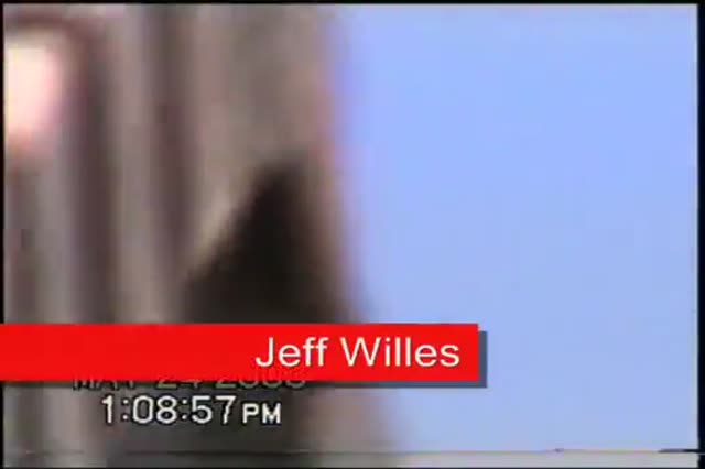 UFO Video – Phoenix, Arizona, USA (May 2003)