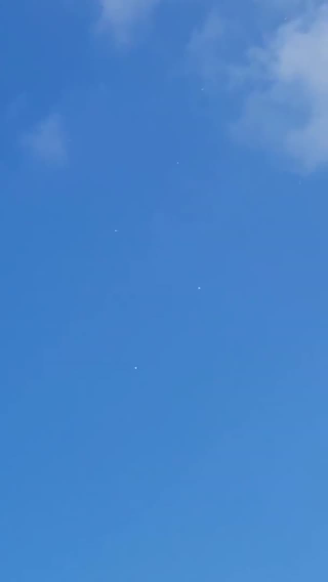 UFO Video – San Diego, CA (July 16, 2022)