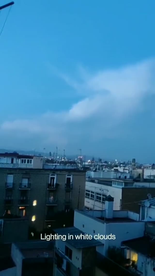 UFO Video – Barcelona, Italy (August 20, 2022)